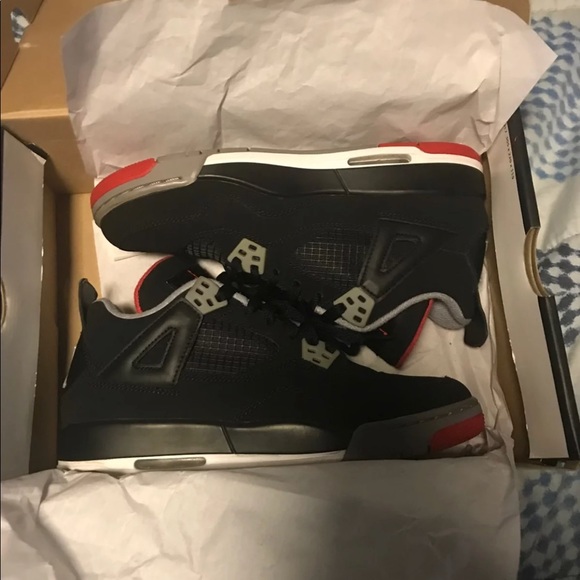 Air Jordan Retro 4 Bred Size 6